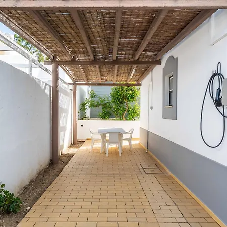 Casa Conchas V4, Da Coelha Villa